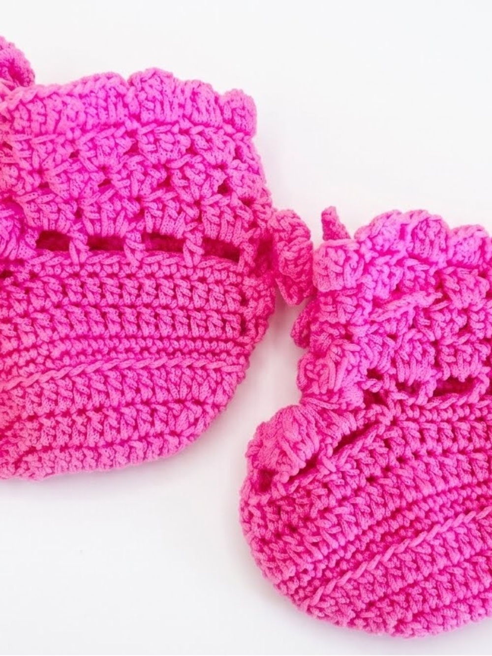 Hand‑Knit Baby Booties – 4” Sole – Size 3 – Structured Yarn – Newborn Photo Prop